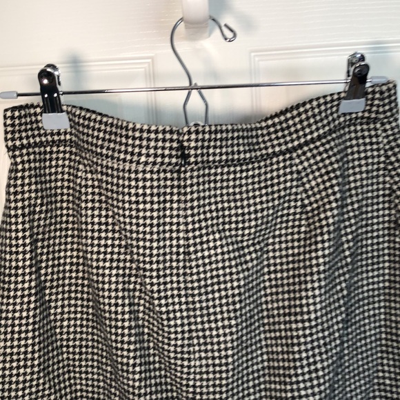 j crew herringbone pattern wool skirt - Picture 7 of 9